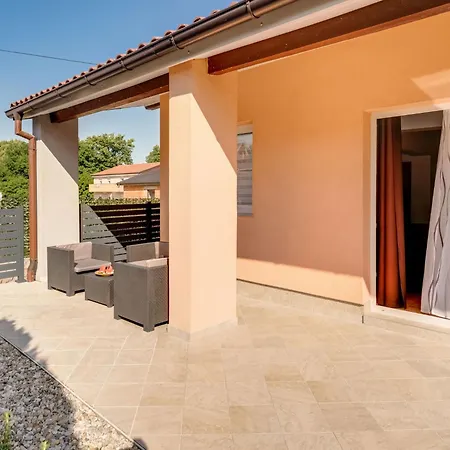 Matej-1 By Interhome Apartmán