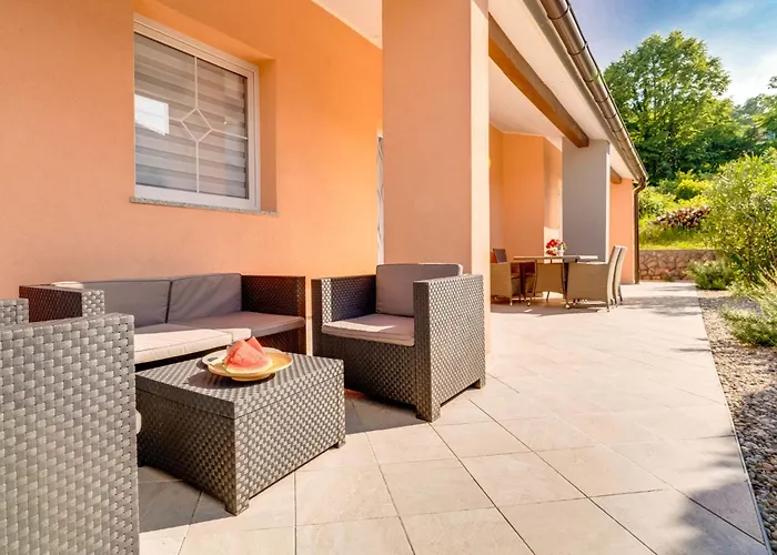 Matej-1 By Interhome Apartmán