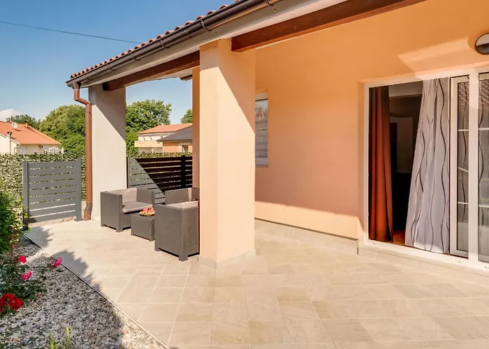 Matej-1 By Interhome Apartmán