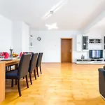 Matej-1 By Interhome Apartman Matulji